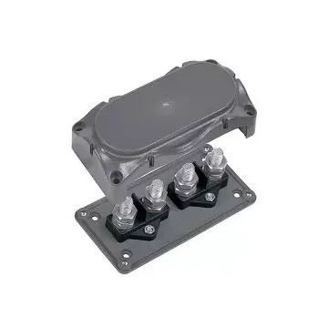 Distribution stud four way